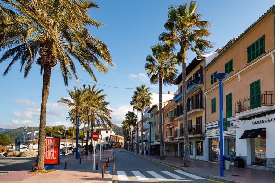 City life Port de Andratx in Mallorca. Palmallorca.com - Mallorca Community