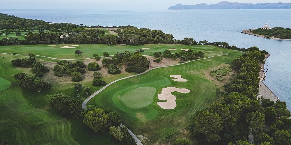 Play golf in Alcudia - Golf Mallorca - Golf courses in Alcudia - Palmalloca.com - Palma & Mallorca Community