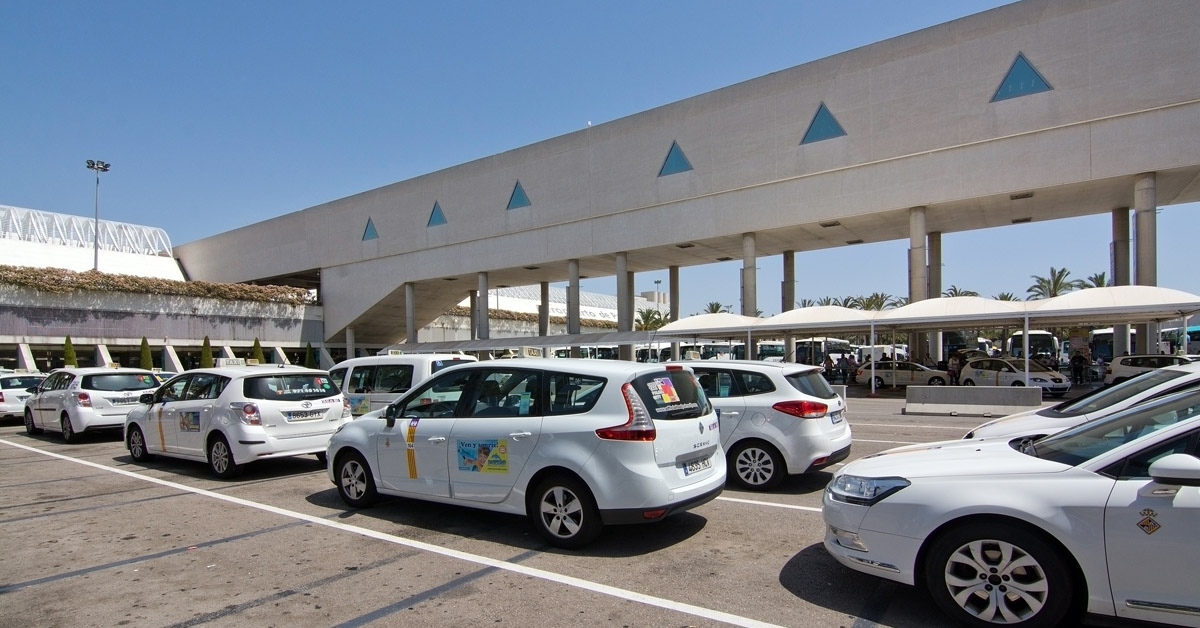 how to get a taxi in mallorca