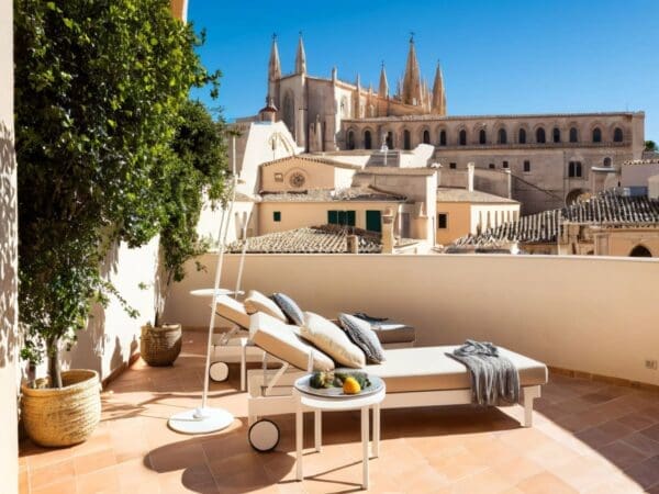 Soul Palace – Historic Elegance in the Heart of Palma’s Old Town - Image 9
